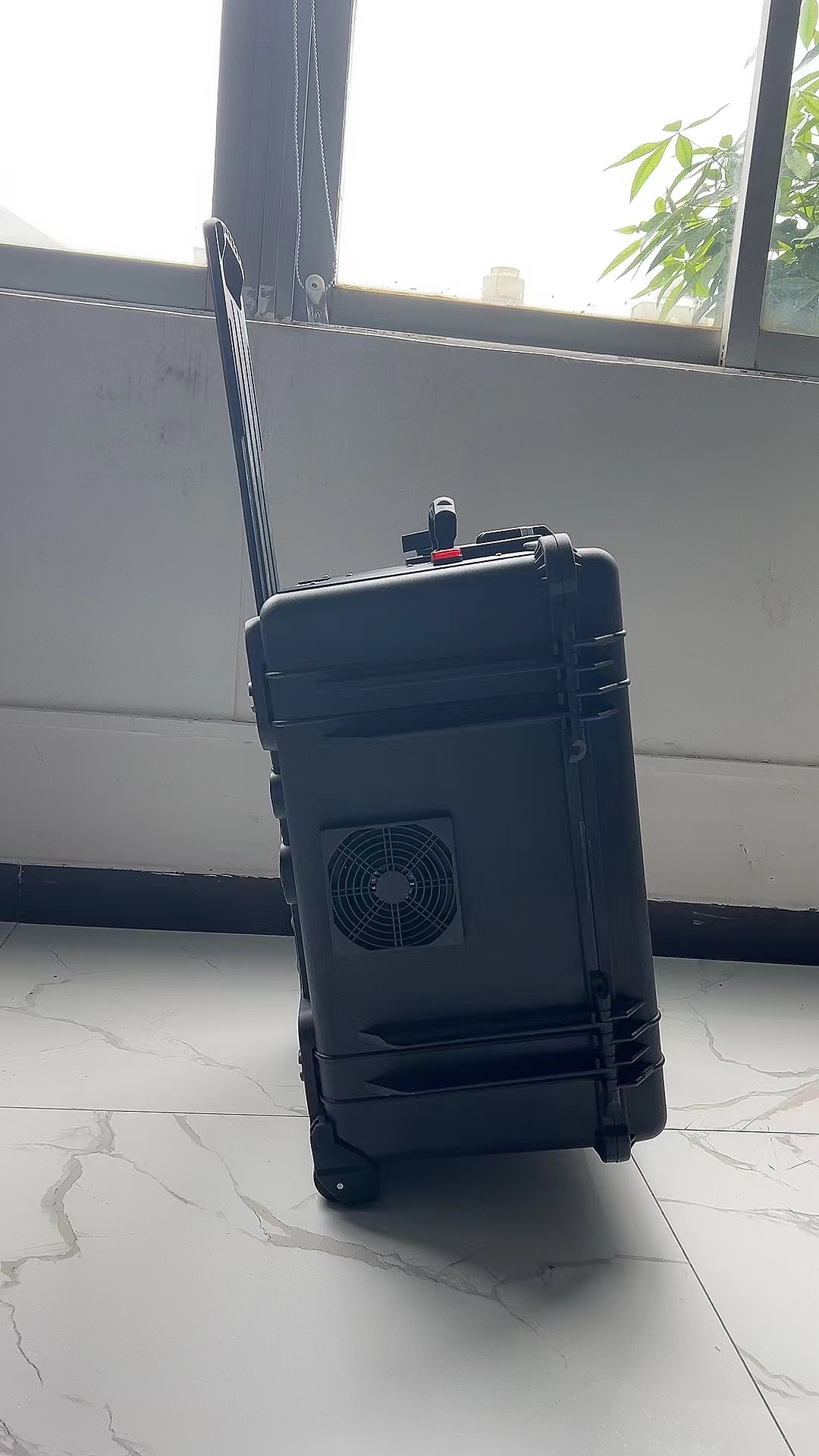 延庆手拉箱型移动通信干扰器